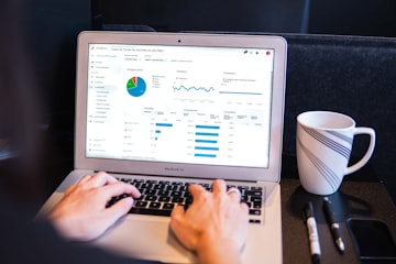 MacBook Analytics Workspace