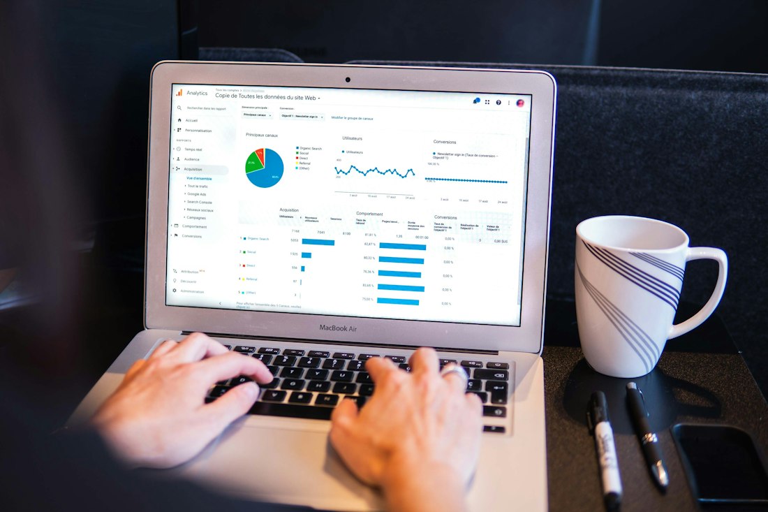 MacBook Analytics Workspace