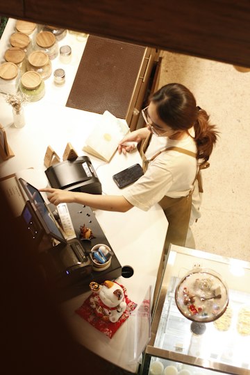 Boutique Counter Service